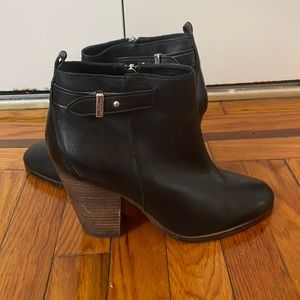 Coach Black Hewes Ankle Booties Size 9